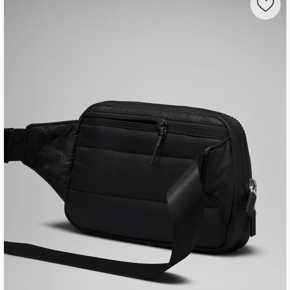 lululemon athletica Everywhere Belt Bag Large 2L Wunder Puff - Picture 3 of 7